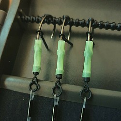 Glow in the Dark - Ronnie Rigs