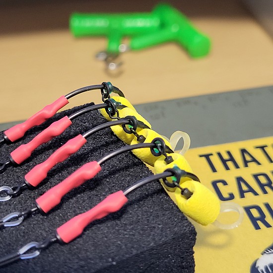 Turbo German Worm Rigs - Clear or Camo Hooklink Turbo German Worm Rigs - Clear or Camo Hooklink
